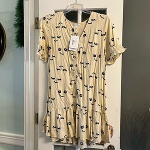 NWT Monki Willa ecovero smiley smile print cream mini dress size medium 😊